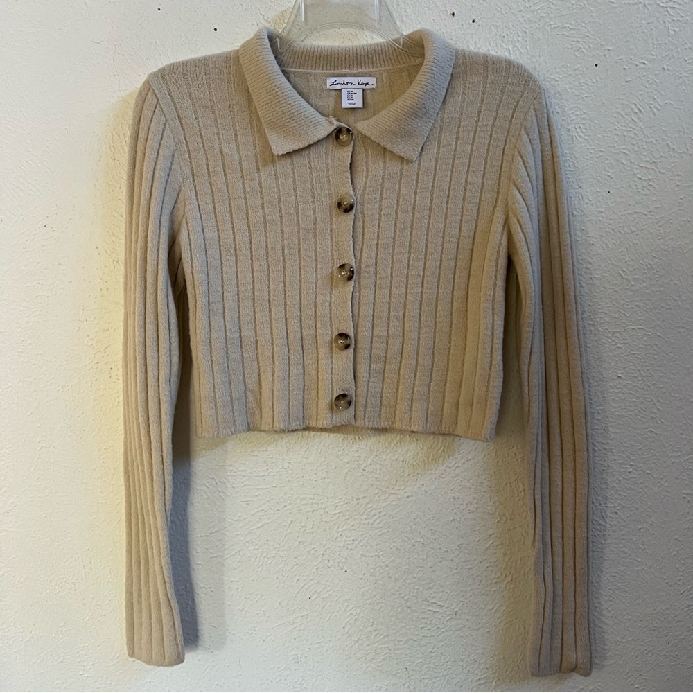 London Kaye off white crop collar cardigan